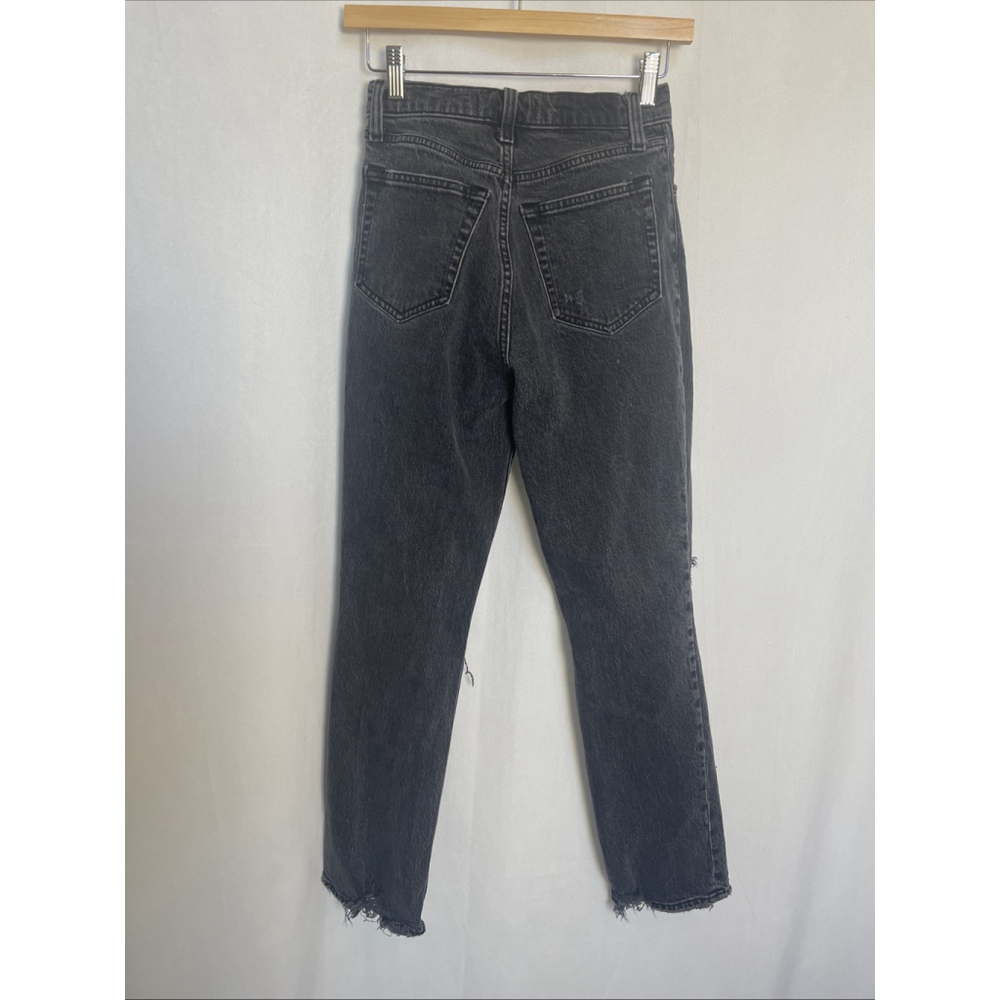 Abercrombie & Fitch 90s Straight Ultra High Rise Distressed Jeans Size 24 Black - Picture 3 of 10